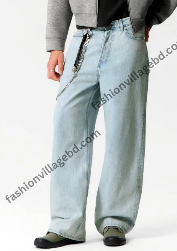 snow white baggy jeans