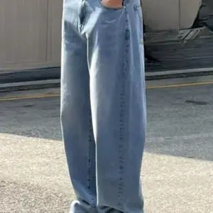 light wash semi baggy