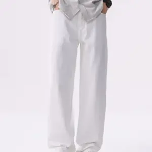 white semi baggy jeans